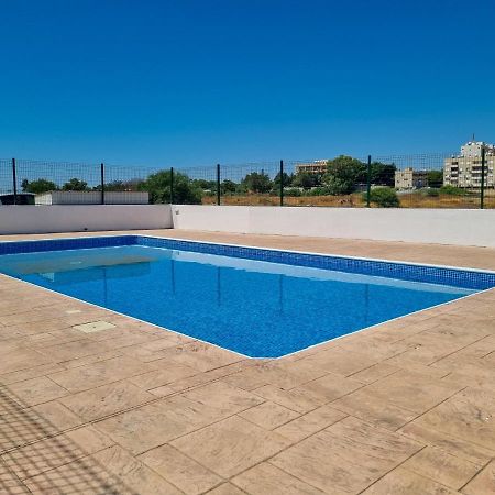 Dock Holiday Apartment Larnaca Exterior foto