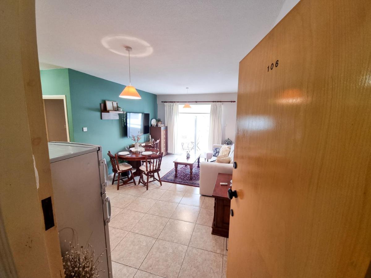 Dock Holiday Apartment Larnaca Exterior foto